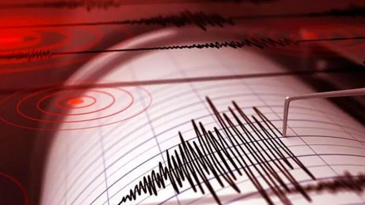 عاجل: زلزال بقوة 3.8 درجة يؤثر على سواحل سيليفري في إسطنبول ويثير قلق المواطنين.