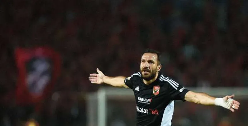 شوبير يكشف مفاجأة جديدة بشأن علي معول وكولر شوبير يكشف مفاجأة جديدة بشأن علي معول وكولر