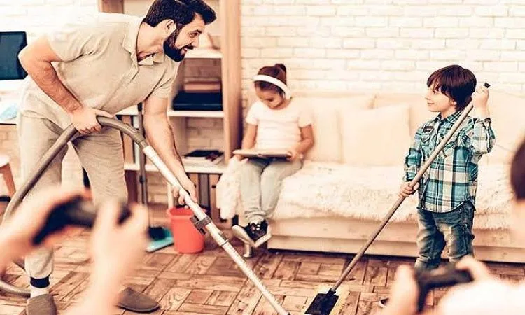 عالم بالأوقاف: مساعدة الزوج لزوحته في الأعمال المنزلية "شرفا محمديا" عالم بالأوقاف: مساعدة الزوج لزوحته في الأعمال المنزلية "شرفا محمديا"
