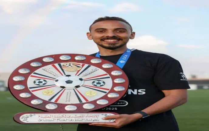 عبد الرحمن عايد يسجل رقمًا تاريخيًا مع سيدات مسار بعد التتويج بلقب الدوري عبد الرحمن عايد يسجل رقمًا تاريخيًا مع سيدات مسار بعد التتويج بلقب الدوري