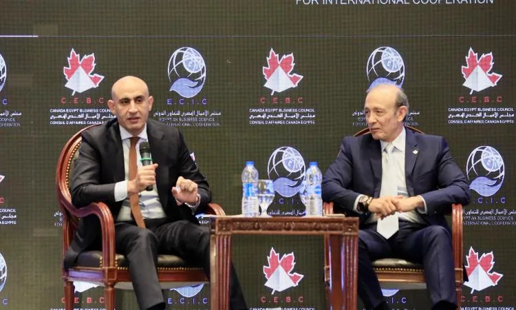 عبد اللطيف يناقش في ندوة مجلس الأعمال المصري الكندي جهود تحسين التعليم عبد اللطيف يناقش في ندوة مجلس الأعمال المصري الكندي جهود تحسين التعليم