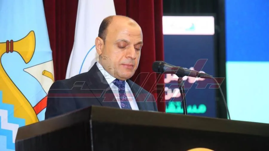 عبدالمعطي: يسلط الضوء على استراتيجية كفر الشيخ للتخلص الآمن من النقاط غير النظامية عبدالمعطي: يسلط الضوء على استراتيجية كفر الشيخ للتخلص الآمن من النقاط غير النظامية