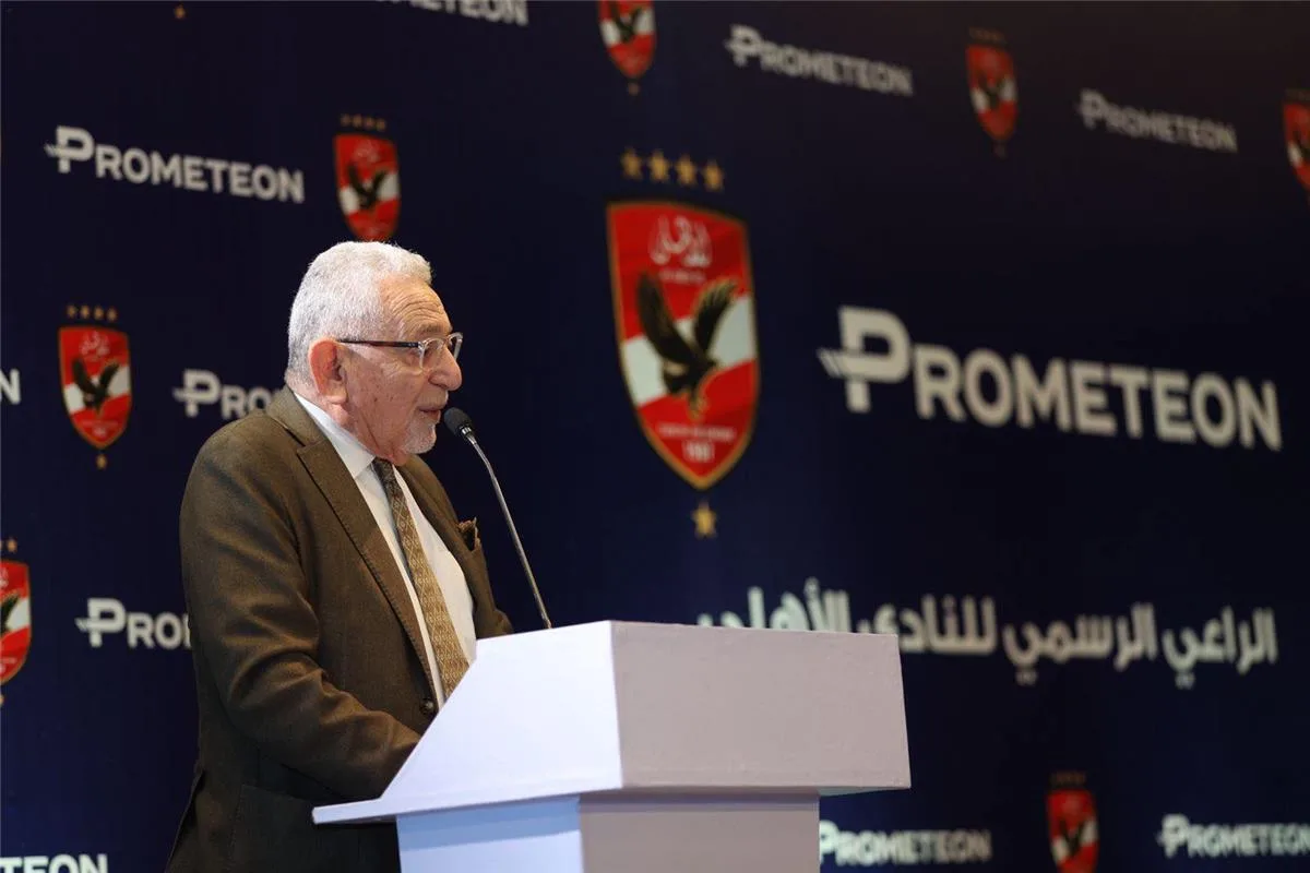 عدلي القيعي يتهم اتحاد الكرة بـ”صناعة الأزمة”.. ويؤكد: الأهلي لم ينسحب من مباراة الزمالك عدلي القيعي يتهم اتحاد الكرة بـ”صناعة الأزمة”.. ويؤكد: الأهلي لم ينسحب من مباراة الزمالك