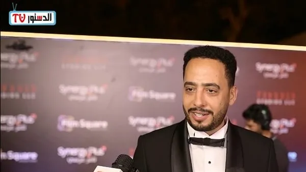 عصام السقا لـ”الدستور”: الالتقاء بكريم عبدالعزيز كان حلماً تحقق (فيديو) عصام السقا لـ”الدستور”: الالتقاء بكريم عبدالعزيز كان حلماً تحقق (فيديو)