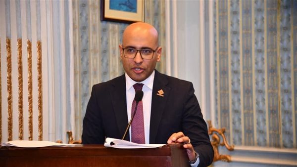 عضو بالشيوخ يستعرض دراسة بشأن مكافحة التطرف الديني وتعزيز ثقافة التسامح في مصر عضو بالشيوخ يستعرض دراسة بشأن مكافحة التطرف الديني وتعزيز ثقافة التسامح في مصر