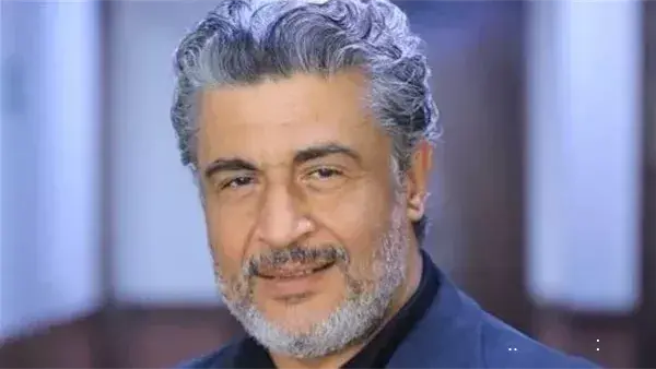 علي حمدي: لم أعتزل الفن.. وأنتظر عملًا يليق بجمهوري علي حمدي: لم أعتزل الفن.. وأنتظر عملًا يليق بجمهوري