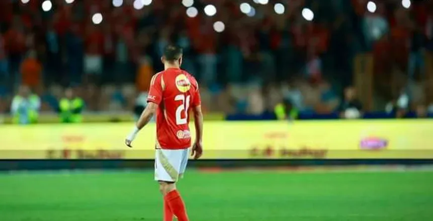 علي معلول لجماهير الأهلي: «وعدي لكم بأني لن أخذلكم طيلة وجودي» علي معلول لجماهير الأهلي: «وعدي لكم بأني لن أخذلكم طيلة وجودي»