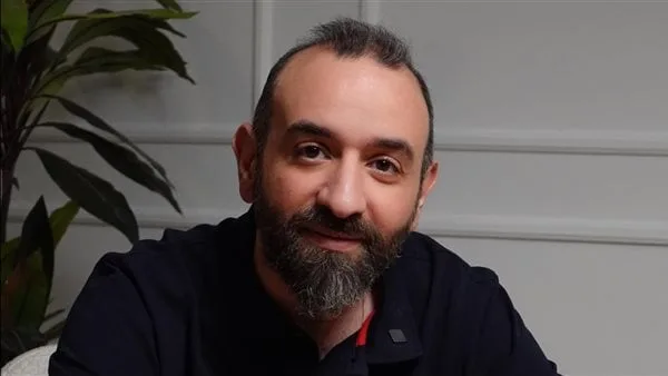 عمرو سلامة: الجدل أحيانًا يكون إيجابيًا.. وأطمح للعمل مع عادل إمام، ومحمد رمضان لم يحقق أفلامًا تتناسب مع موهبته. عمرو سلامة: الجدل أحيانًا يكون إيجابيًا.. وأطمح للعمل مع عادل إمام، ومحمد رمضان لم يحقق أفلامًا تتناسب مع موهبته.