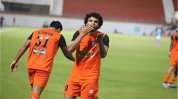 عمرو ناصر يسجل هدف فاركو الثالث أمام بيراميدز (فيديو)