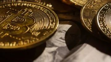 عودة ارتفاع أسعار بيتكوين.. أسواق العملات الرقمية تحقق مكاسب كبيرة بدعم من استثمارات مؤسسية ضخمة