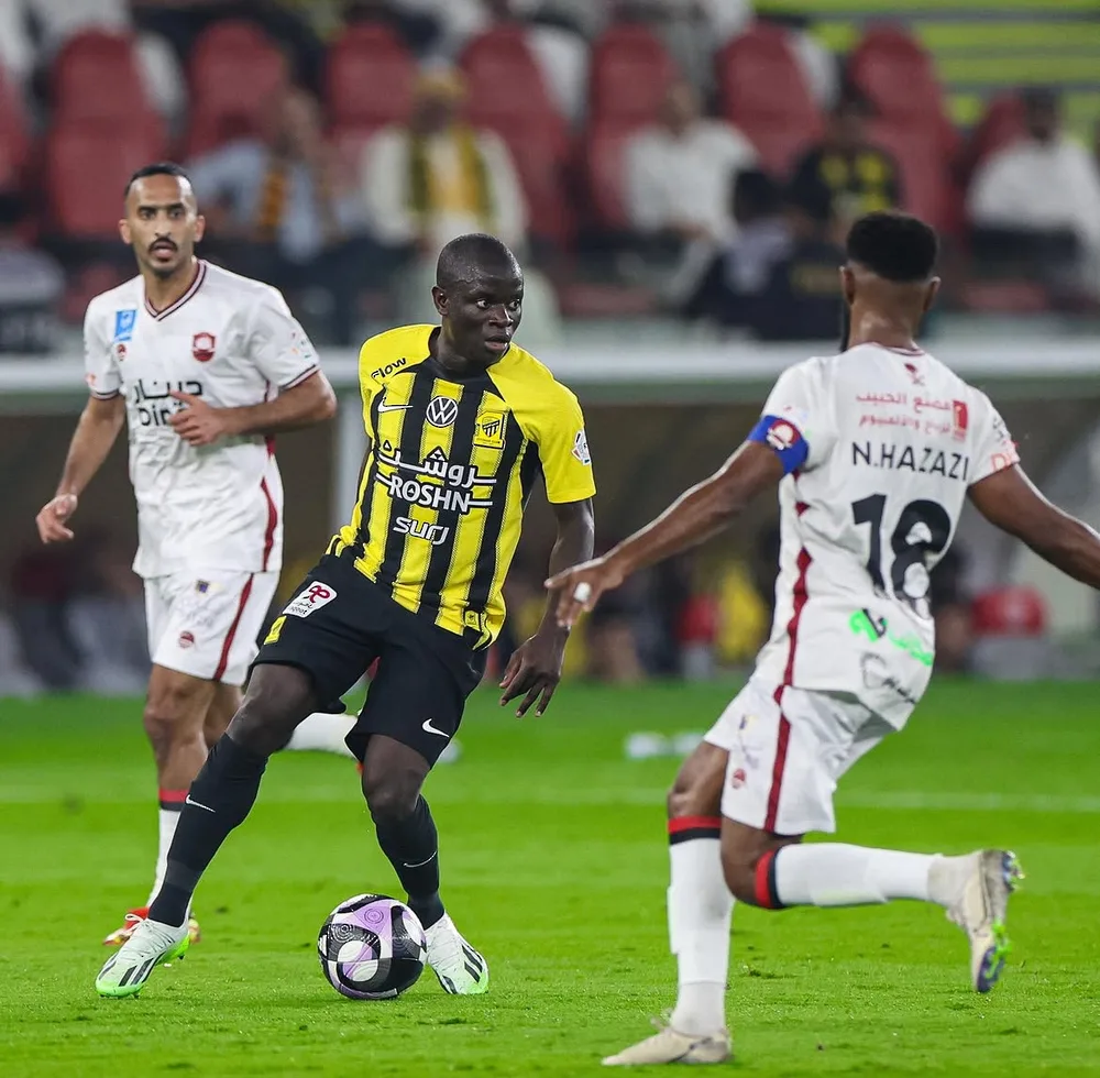 غدًا.. الاتحاد يلتقي الرائد في سعيه لتحقيق الفوز والتتويج بلقب الدوري السعودي غدًا.. الاتحاد يلتقي الرائد في سعيه لتحقيق الفوز والتتويج بلقب الدوري السعودي
