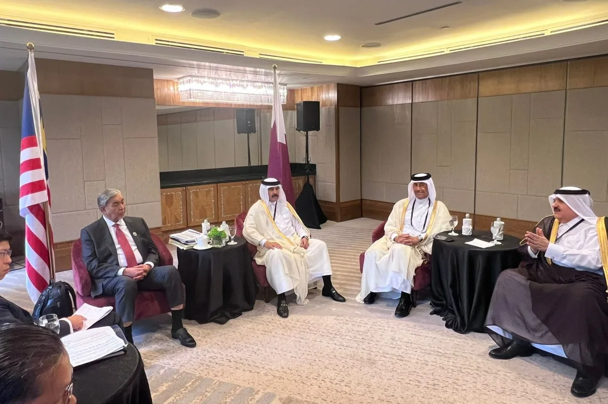 غرفة قطر تؤكد أهمية تعزيز نشاط مجلس الأعمال القطري الماليزي غرفة قطر تؤكد أهمية تعزيز نشاط مجلس الأعمال القطري الماليزي