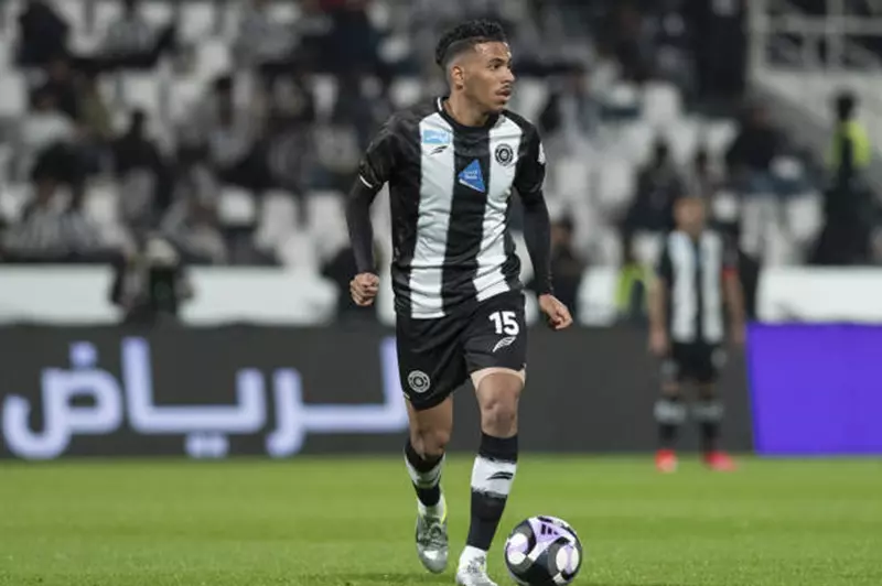 فاز الجوير بجائزة أفضل لاعب واعد في الدوري السعودي 8 مرات بعد أن فقد واحدة من جوائزه. فاز الجوير بجائزة أفضل لاعب واعد في الدوري السعودي 8 مرات بعد أن فقد واحدة من جوائزه.