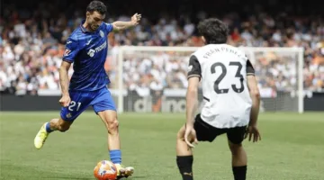 فالنسيا يفوز على خيتافي بثلاثية نظيفة في الدوري الإسباني