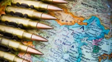 فاينانشال تايمز: مع اندلاع ثلاث أو حتى أربع حروب كبرى من يمكنه أن يشكك في خطورة المرحلة الراهنة؟