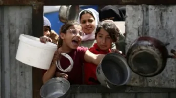 “فايننشال تايمز”: خطة أمريكية لتغيير الواقع في غزة تحت غطاء المساعدات