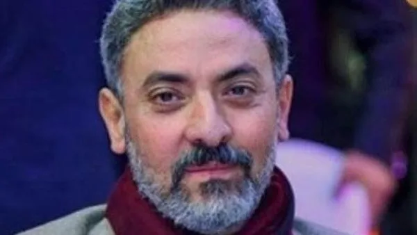 فتحي عبد الوهاب يتحدث بصراحة في “كلمة أخيرة”: أسرار “ظلم المصطبة” و”سيلفي” المشاهير
