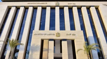 فرص توظيف للأطباء المصريين في السعودية بمرتبات تصل إلى 160 ألف جنيه.. التسجيل متاح الآن