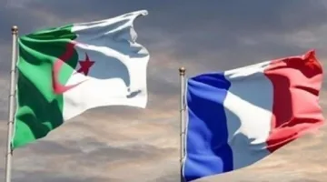 فرنسا تقول إن “الوضع عالق” بين باريس والجزائر وتندد بـ”القرار العنيف للغاية” للسلطات الجزائرية وتدعوها الى اتخاذ لفتة انسانية بحق بوعلام صنصال