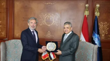 فريق ربيع يستكشف فرص التعاون مع السفير الإيطالي في قطاع السياحة البحرية
