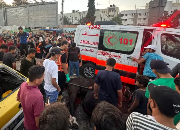 وزارة الصحة في غزة تُعلن عن توقف جميع المستشفيات العامة في شمال القطاع عن العمل. وزارة الصحة في غزة تُعلن عن توقف جميع المستشفيات العامة في شمال القطاع عن العمل.
