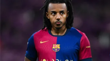 فليك يُغضب كوندي ولابورتا يتعرض للإهانة.. كواليس مثيرة في ليلة إقصاء برشلونة من دوري أبطال أوروبا