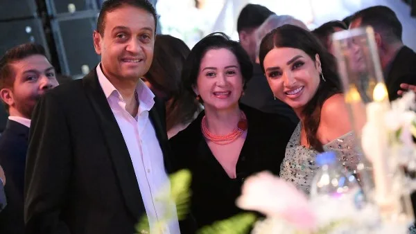 فى حفل زفاف رنا رئيس.. أحدث ظهور للفنانة مي نور الشريف فى حفل زفاف رنا رئيس.. أحدث ظهور للفنانة مي نور الشريف