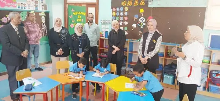 في إطار نشاطه اليومي.. وكيل وزارة تعليم الوادي الجديد يتفقد المدرسة اليابانية في إطار نشاطه اليومي.. وكيل وزارة تعليم الوادي الجديد يتفقد المدرسة اليابانية