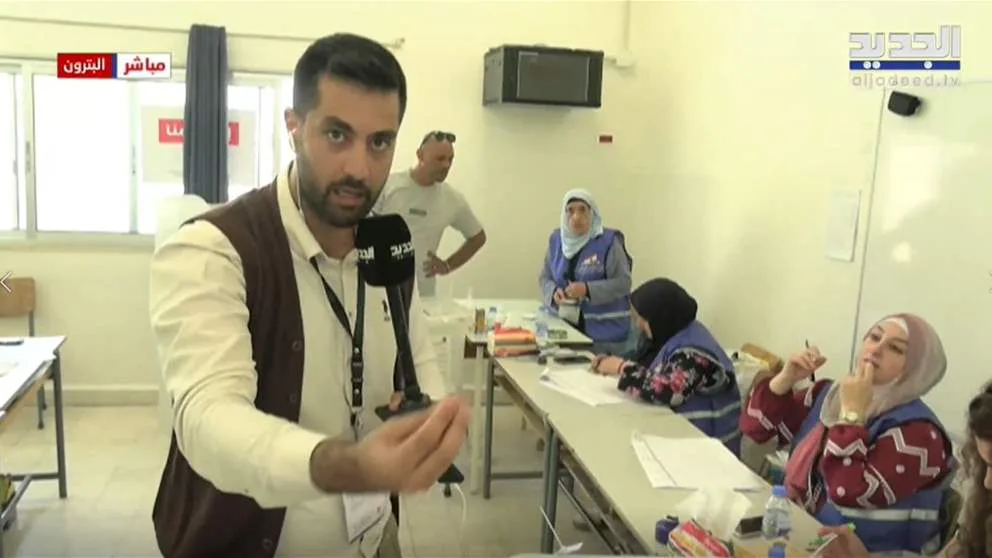في البترون.. مراسل الجديد يرصد مخالفة على الهواء مباشرةً (فيديو)