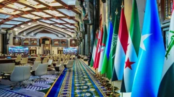في الكلمة الافتتاحية للقمة العربية، الرئيس العراقي يؤكد على رفضه لمحاولات تهجير سكان غزة ويشدد على عدم إمكانية تجزئة الأمن العربي.