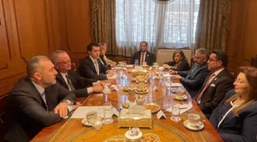 في لقاؤه بالسفير الروسي بالقاهرة.. الدكتور باسل عادل يطالب بتدشين جمعية الصداقة الحزبية المصرية الروسية