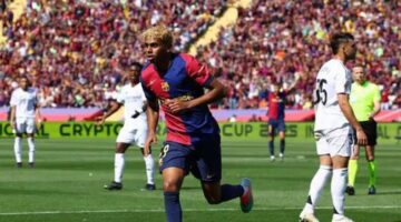 في مباراة مجنونة.. برشلونة يعبر ريال مدريد ويقترب من درع الدوري الإسباني