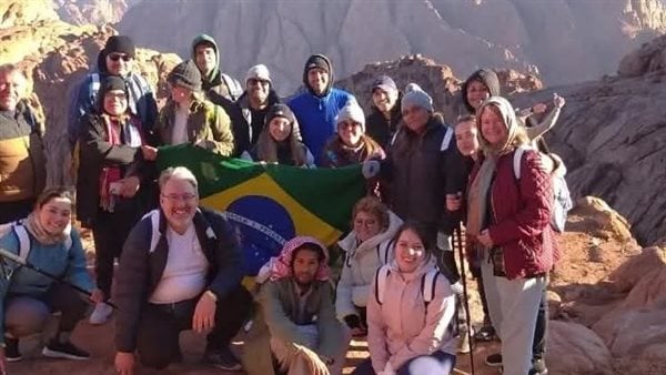 في يوم الإجازة.. إقبال كبير من السائحين والزائرين على مدينة سانت كاترين في يوم الإجازة.. إقبال كبير من السائحين والزائرين على مدينة سانت كاترين