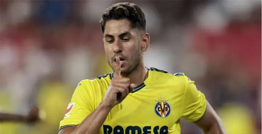 فياريال يحقق مفاجأة ضد برشلونة.. وريال مدريد يتفوق على إشبيلية في الدوري الإسباني فياريال يحقق مفاجأة ضد برشلونة.. وريال مدريد يتفوق على إشبيلية في الدوري الإسباني