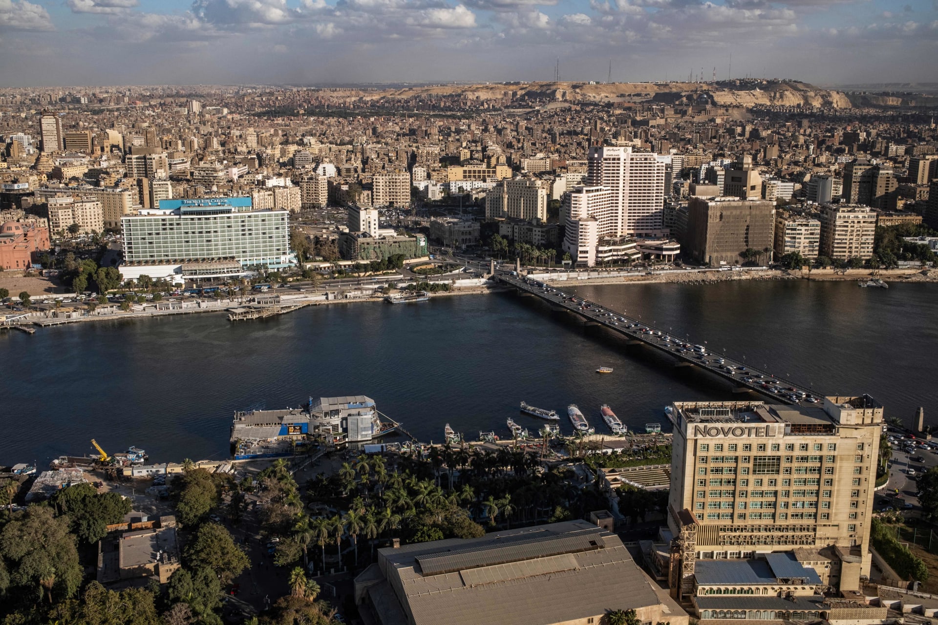 “فيتش سوليوشنز”: الإصلاحات الاقتصادية تسهم في خفض الدين العام إلى 50% بحلول 2034 “فيتش سوليوشنز”: الإصلاحات الاقتصادية تسهم في خفض الدين العام إلى 50% بحلول 2034