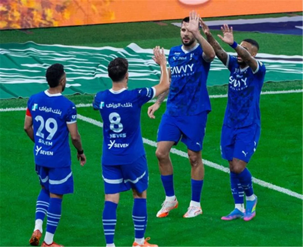 فيديو | الهلال يحقق انتصاراً برباعية على العروبة ويستمر في ملاحقة الاتحاد في الدوري السعودي فيديو | الهلال يحقق انتصاراً برباعية على العروبة ويستمر في ملاحقة الاتحاد في الدوري السعودي