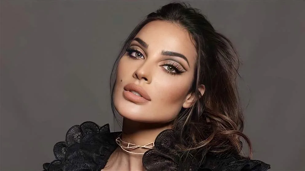 فيديو عفوي لابن نادين نسيب نجيم يجذب الأنظار بأدائه لأغاني ناصيف زيتون فيديو عفوي لابن نادين نسيب نجيم يجذب الأنظار بأدائه لأغاني ناصيف زيتون