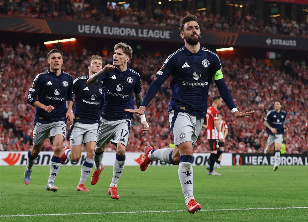 فيديو | مانشستر يونايتد يفوز على أتلتيك بلباو بثلاثية ويضع قدماً في نهائي الدوري الأوروبي فيديو | مانشستر يونايتد يفوز على أتلتيك بلباو بثلاثية ويضع قدماً في نهائي الدوري الأوروبي