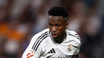 فينيسيوس يهدف للحصول على 30 مليون يورو لتجديد عقده مع ريال مدريد.. وعروض السعودية ليست سوى أوهام