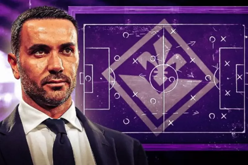 فيورنتينا يؤمن استمرار بالادينو بعقد جديد حتى 2027 فيورنتينا يؤمن استمرار بالادينو بعقد جديد حتى 2027