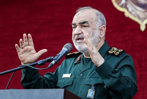 قائد الحرس الثوري يوجه “تحذيرات جدية” بـ”فتح أبواب الجحيم” في حال تعرضت ايران لهجوم أميركي او إسرائيلي قائد الحرس الثوري يوجه “تحذيرات جدية” بـ”فتح أبواب الجحيم” في حال تعرضت ايران لهجوم أميركي او إسرائيلي