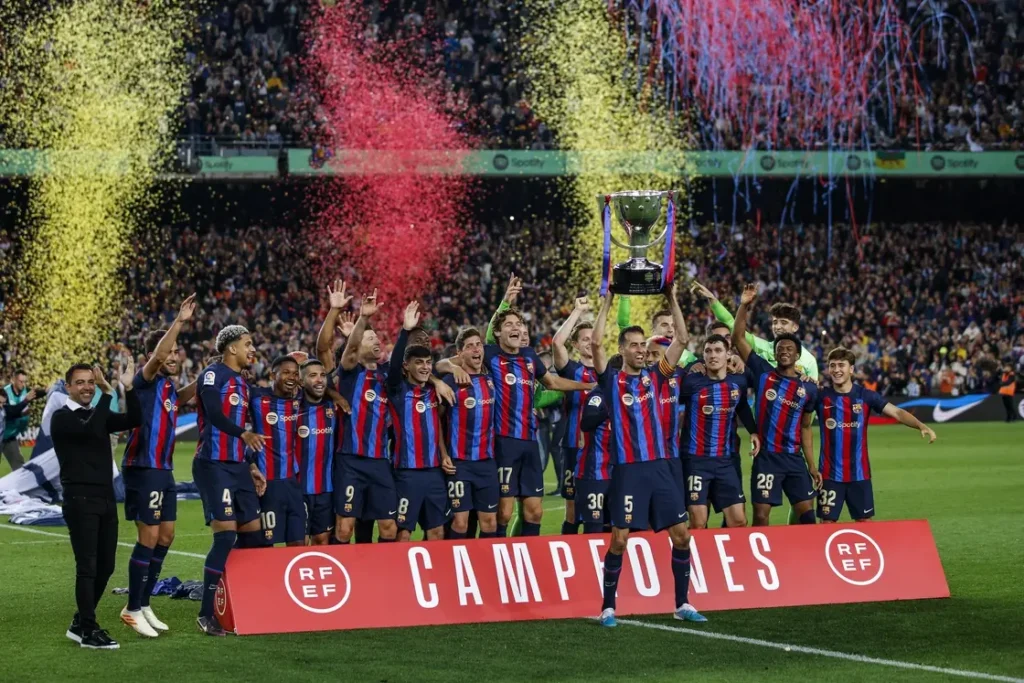 قائمة لاعبي برشلونة المتوجين بلقب الدوري الإسباني لعام 2025 قائمة لاعبي برشلونة المتوجين بلقب الدوري الإسباني لعام 2025