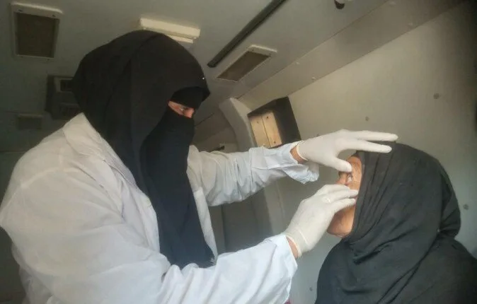 قافلة طبية مجانية تقدم الفحص والعلاج لـ1600 شخص في بني سويف ضمن مبادرة «حياة كريمة»