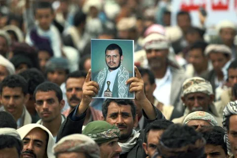 قبل إعلان وقف إطلاق النار.. جماعة “أنصار الله” تكشف عن مهاجمتها أهدافا إسرائيلية وأمريكية بالمُسيرات والصواريخ قبل إعلان وقف إطلاق النار.. جماعة “أنصار الله” تكشف عن مهاجمتها أهدافا إسرائيلية وأمريكية بالمُسيرات والصواريخ