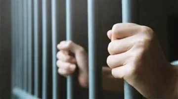 حكم بالسجن 15 عاماً على عامل بسبب تجارة الأسلحة النارية في سوهاج