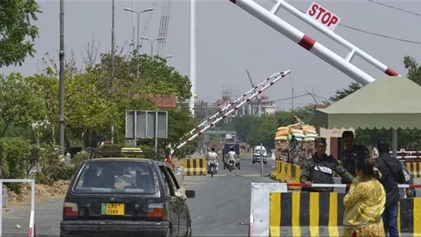 قتلى وجرحى في إطلاق نار من باكستان على بلدة بونش في جامو وكشمير قتلى وجرحى في إطلاق نار من باكستان على بلدة بونش في جامو وكشمير
