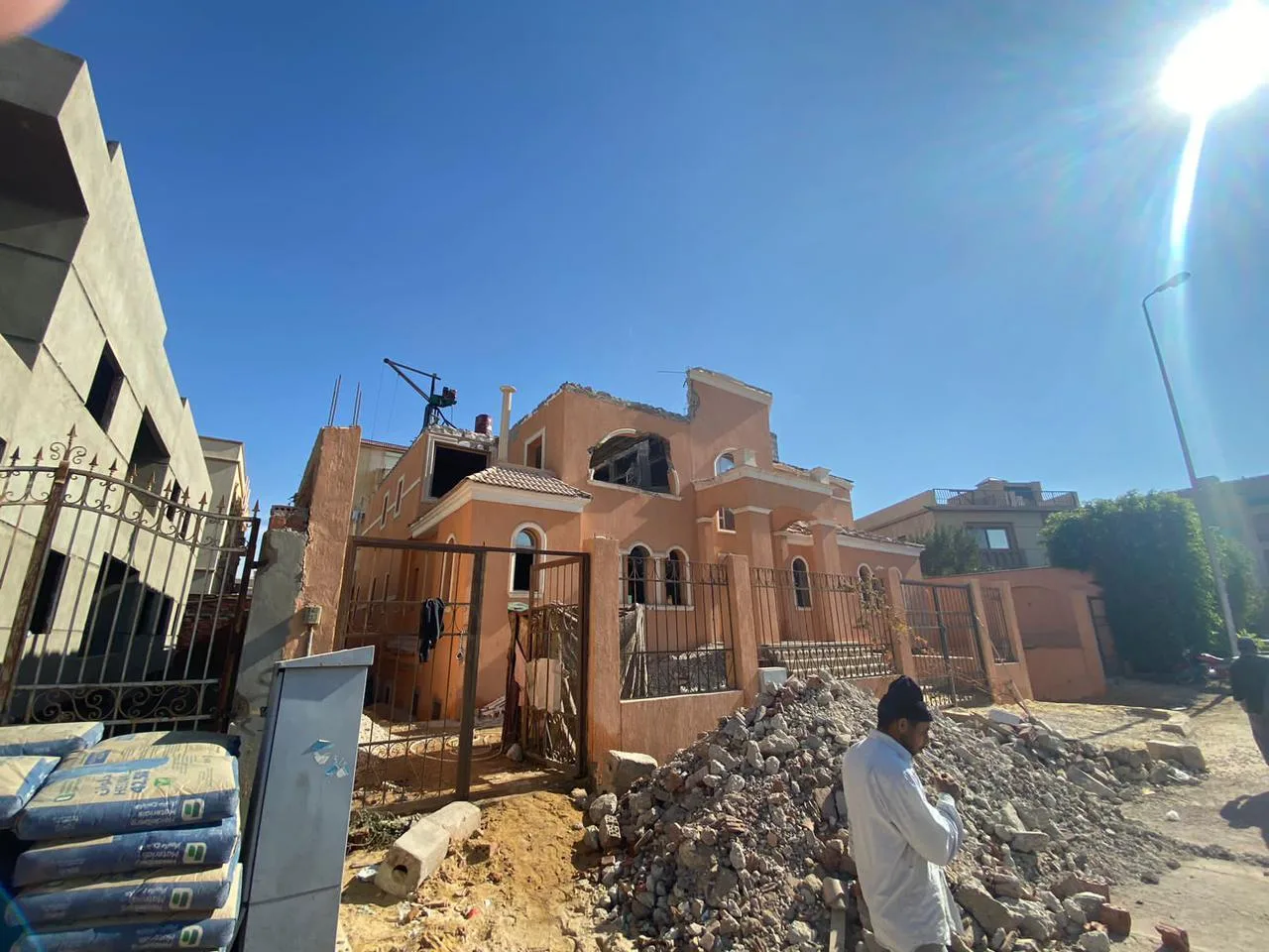 قرارات وزارية لإزالة الانتهاكات والمخالفات العمرانية في الساحل الشمالي وملوي الجديدة قرارات وزارية لإزالة الانتهاكات والمخالفات العمرانية في الساحل الشمالي وملوي الجديدة