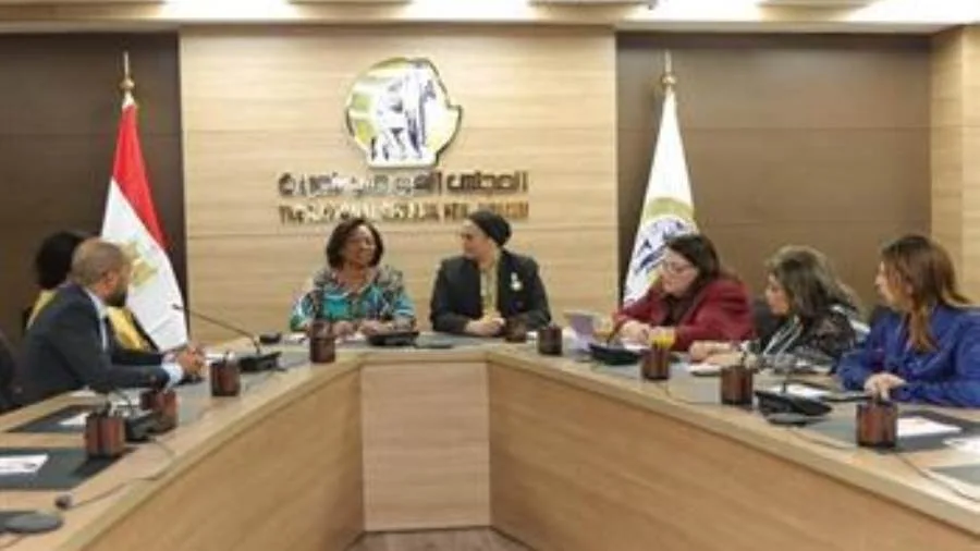 قرينة رئيس أنجولا تشيد بالتجربة المصرية في تمكين المرأة خلال زيارتها للمجلس القومي للمرأة قرينة رئيس أنجولا تشيد بالتجربة المصرية في تمكين المرأة خلال زيارتها للمجلس القومي للمرأة