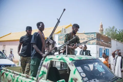 قصف جوي للجيش السوداني يستهدف مخازن ومعدات عسكرية للدعم السريع في دارفور قصف جوي للجيش السوداني يستهدف مخازن ومعدات عسكرية للدعم السريع في دارفور