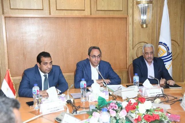 قنا تستعد لجذب المستثمرين بطرح مشروعات سياحية وخدمية وترفيهية قريبًا قنا تستعد لجذب المستثمرين بطرح مشروعات سياحية وخدمية وترفيهية قريبًا